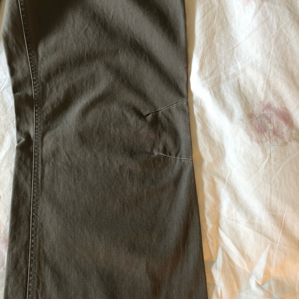 Eddie Bauer Olive Green Shaw Fit Cotton Pants- 14 - Picture 8 of 8